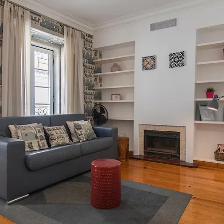 아파트 Baixa 2bdr Duplex With Balcony By Lovelystay