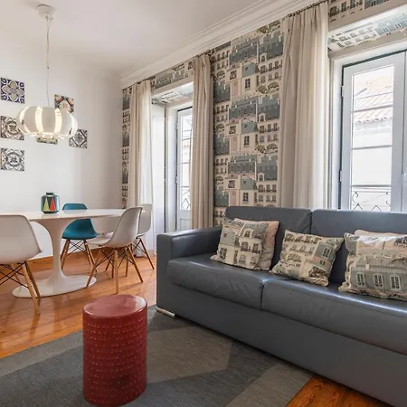 Condessa 2bdr Duplex By Lovelystay