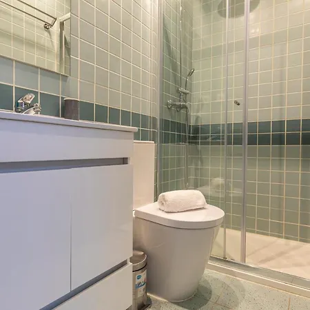 Condessa 2bdr Duplex By Lovelystay *