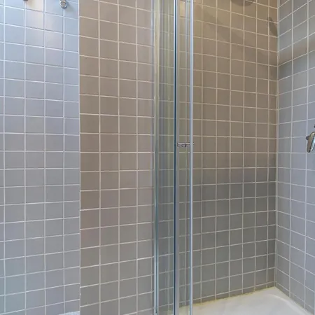 Condessa 2bdr Duplex By Lovelystay