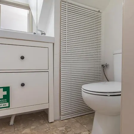 아파트 Baixa 2bdr Duplex With Balcony By Lovelystay 리스본